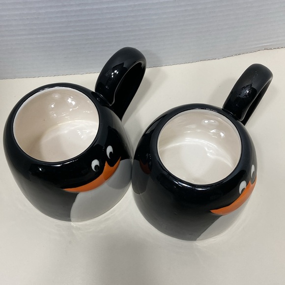 Penguin Duck Oversized Character Shaped Mugs Cups Lot of 2 Black White Orange - Picture 4 of 13